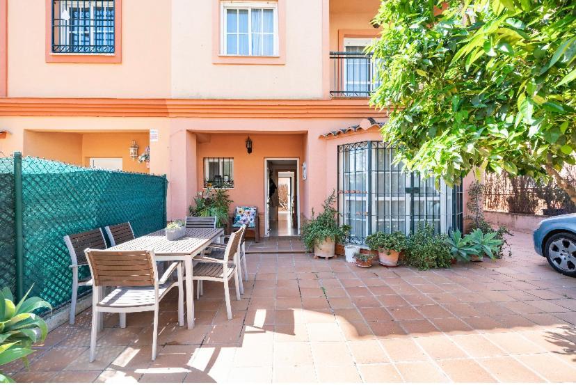 3 La Casa De Marilo Apartment Tomares Exterior foto
