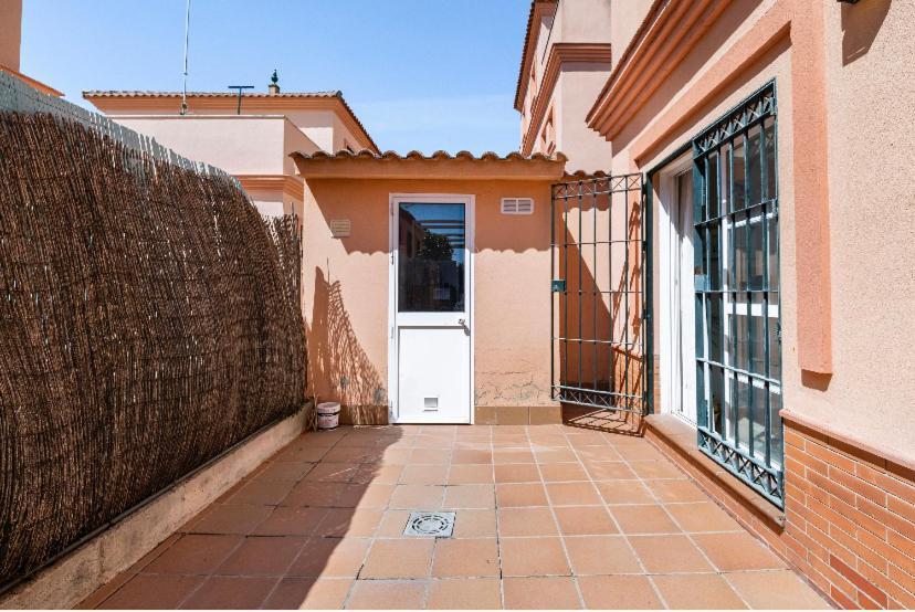 3 La Casa De Marilo Apartment Tomares Exterior foto